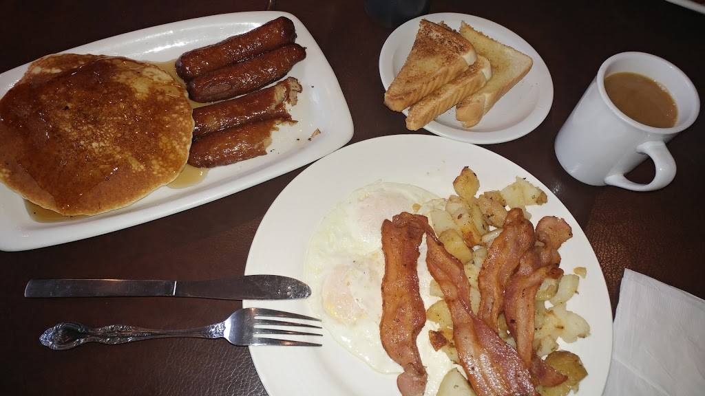 Melinas Family Restaurant | restaurant | 115 Main St W, Port Colborne, ON L3K 3V3, Canada | 9058352755 OR +1 905-835-2755