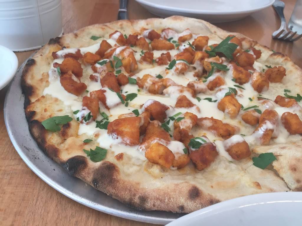 Fumo Pizza-Bar-Pasta | restaurant | 1600 Amsterdam Ave, New York, NY 10031, USA | 6466926675 OR +1 646-692-6675