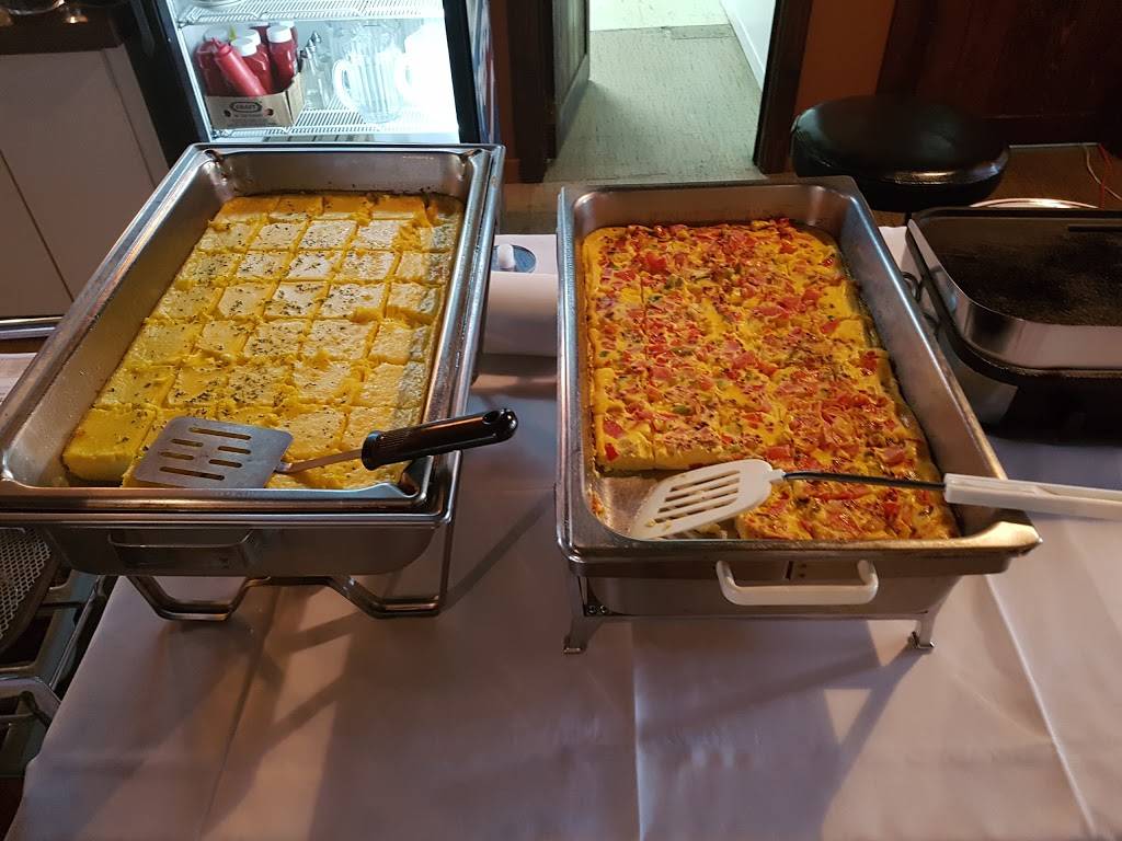 La Source | restaurant | 470 QC-263, Saint-Romain, QC G0Y 1L0, Canada | 4184862420 OR +1 418-486-2420