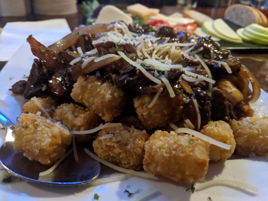 Lyonville Tavern and Restaurant | restaurant | 315 Plymouth St, Halifax, MA 02338, USA | 7817540001 OR +1 781-754-0001