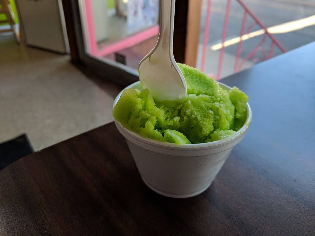 La Michoacana | restaurant | 1421 N Wells St, Fort Wayne, IN 46808, USA | 2604233515 OR +1 260-423-3515