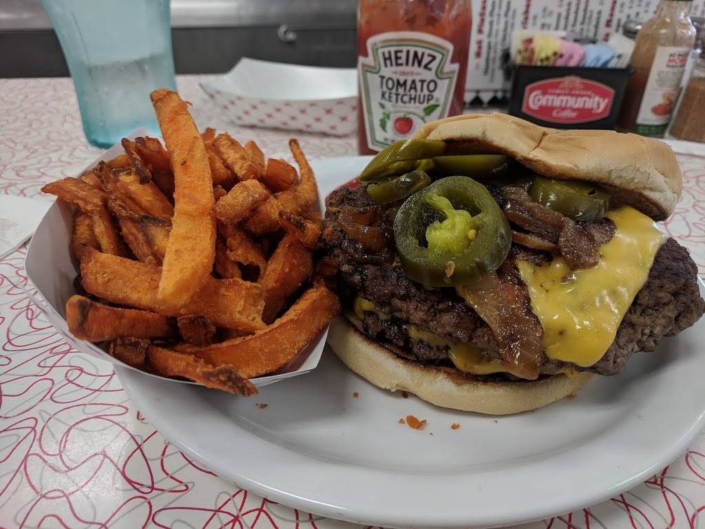 Original Dearmans Soda Shop | restaurant | 7633 Jefferson Hwy, Baton Rouge, LA 70809, USA | 2259241391 OR +1 225-924-1391