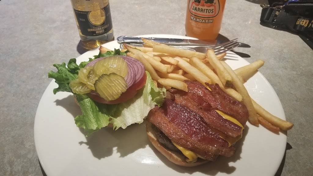 Tower Burger | restaurant | 729 Portola Dr, San Francisco, CA 94127, USA | 4155046340 OR +1 415-504-6340