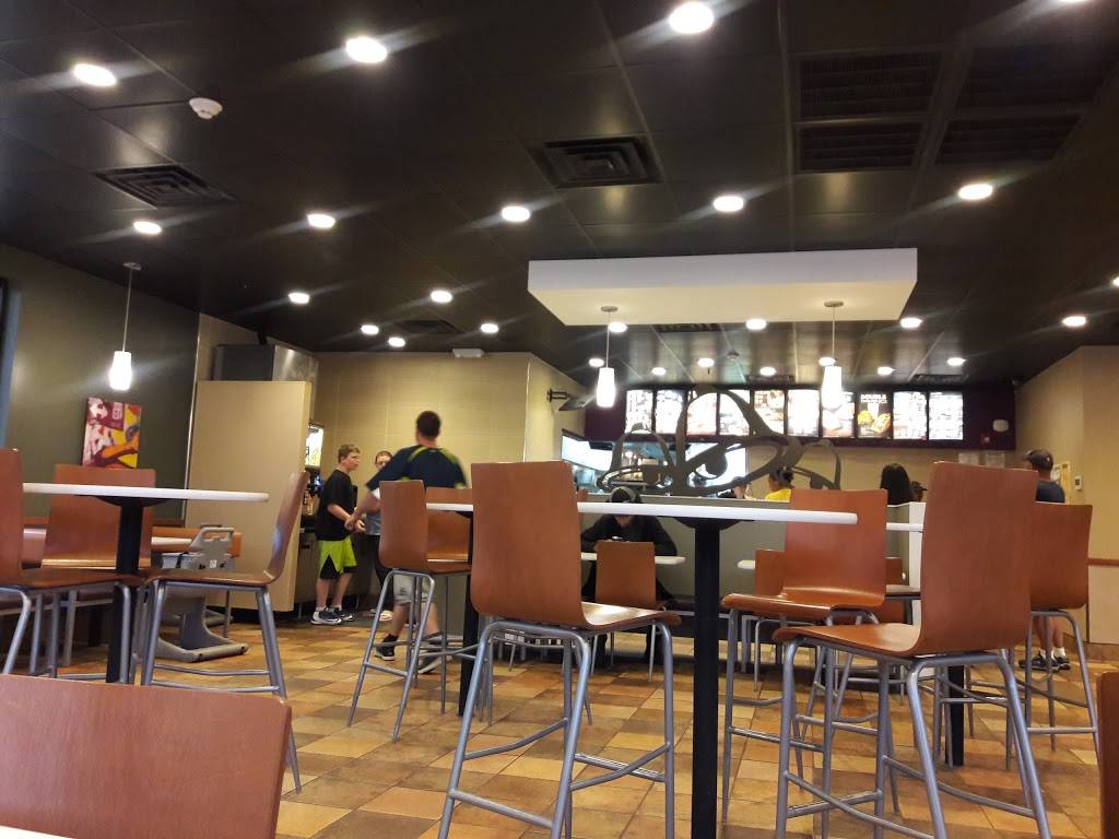 Taco Bell | meal takeaway | 1412 NY-300, Newburgh, NY 12550, USA | 8455663650 OR +1 845-566-3650