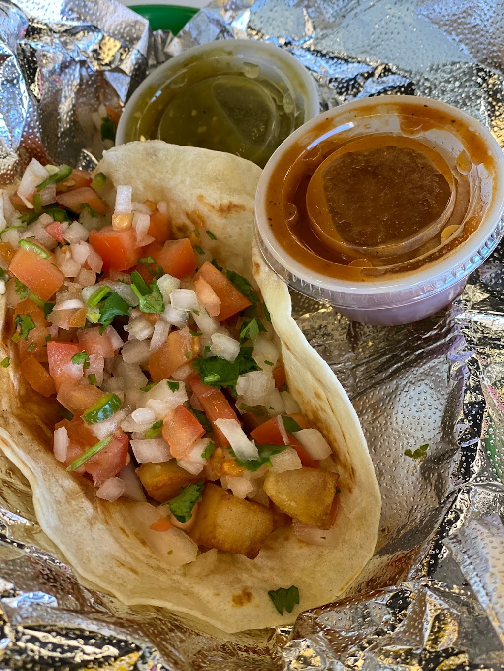 YO QUIERO TACOS | restaurant | 2255 N Rampart Blvd #3L, Las Vegas, NV 89128, USA | 7024109543 OR +1 702-410-9543