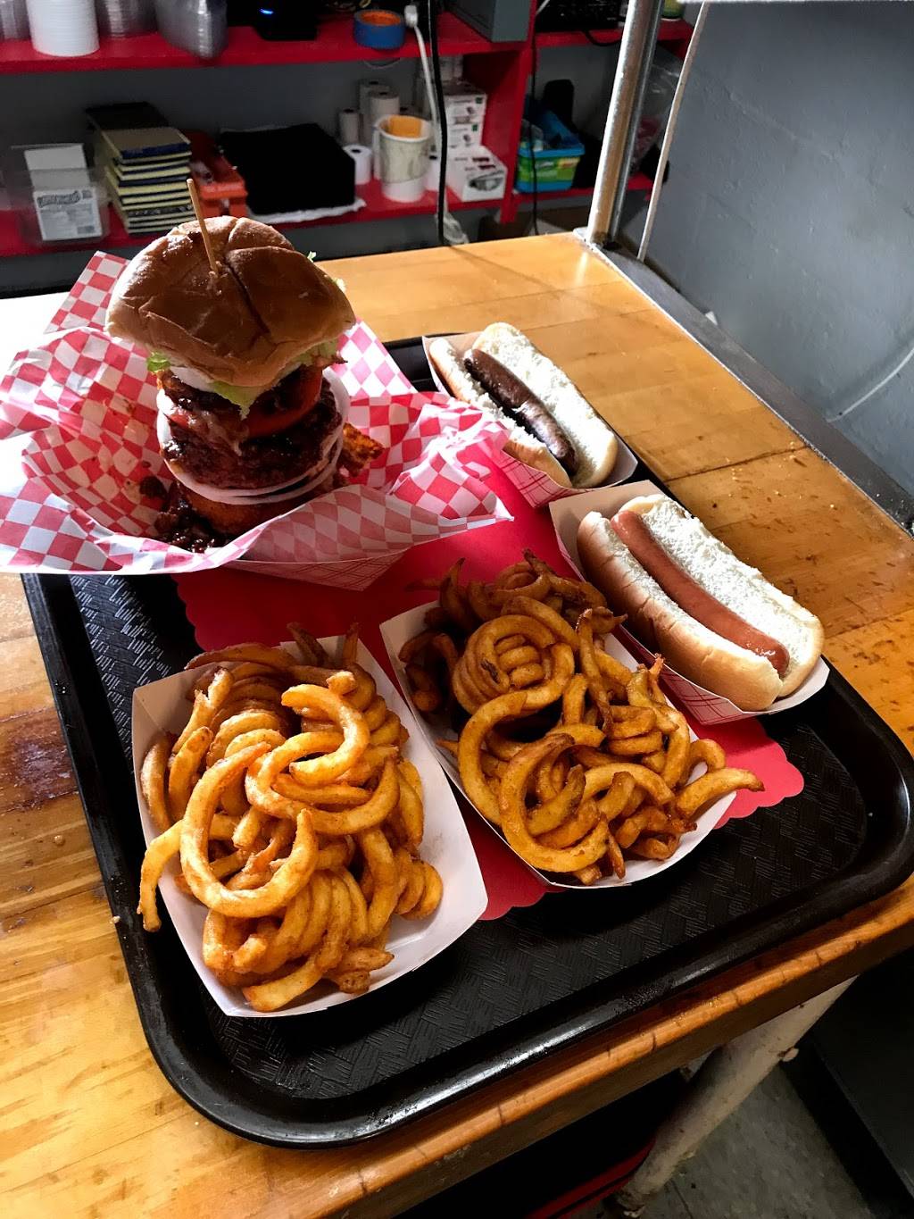 Farmer’s Daughters’ Drive In ( Closed For The 2020 Season) See Y | restaurant | 882 NY-29, Saratoga Springs, NY 12866, USA | 5185848562 OR +1 518-584-8562