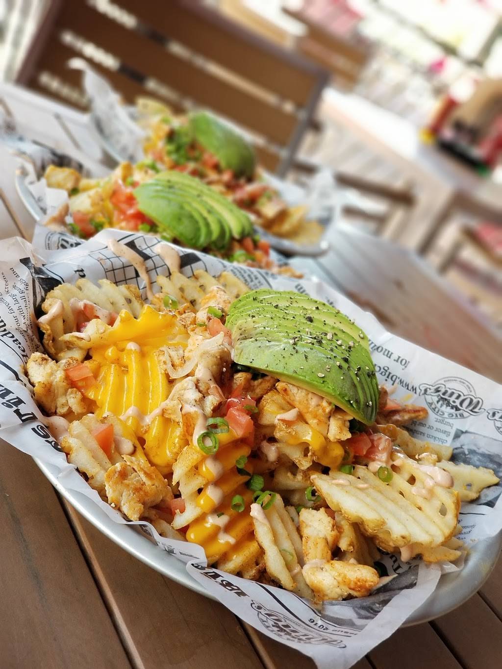 Big City Wings | restaurant | 7620 Katy Fwy Suite 460, Houston, TX 77024, USA | 7132392092 OR +1 713-239-2092