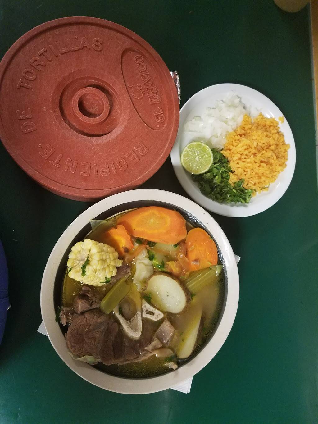 La Fiesta | restaurant | 2319 8th Ave, Greeley, CO 80631, USA | 9703530664 OR +1 970-353-0664