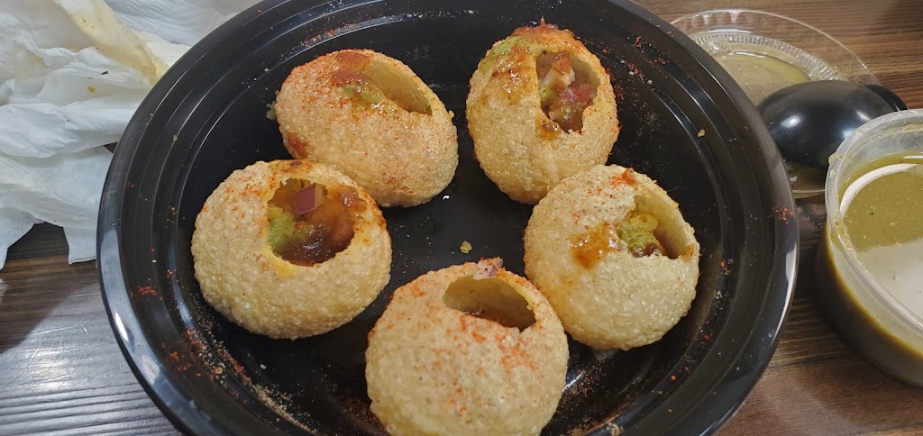 Bindaas Indian Street Food Cafe | restaurant | 933 E University Dr #106, Tempe, AZ 85281, USA | 4805903842 OR +1 480-590-3842