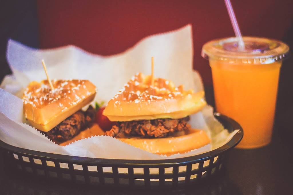 Hot December Café | cafe | 145 Windsor Hwy Suite 102, New Windsor, NY 12553, USA | 8455228250 OR +1 845-522-8250