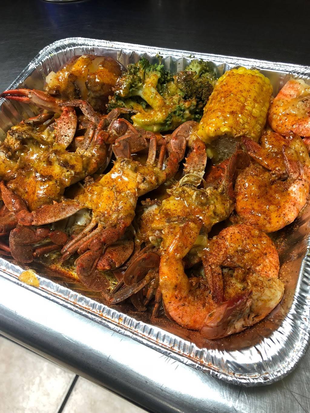 7BoysCafe’ | restaurant | 5717 Woodland Ave, Philadelphia, PA 19143, USA | 2672337574 OR +1 267-233-7574