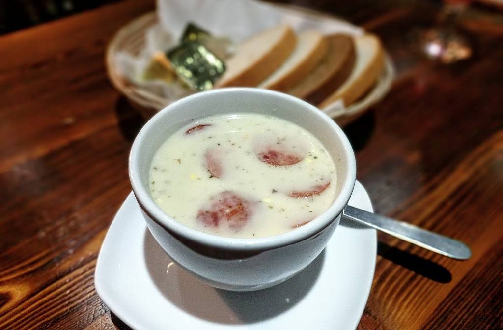 Chriss | restaurant | 1866 86th St, Brooklyn, NY 11214, USA | 3474623755 OR +1 347-462-3755