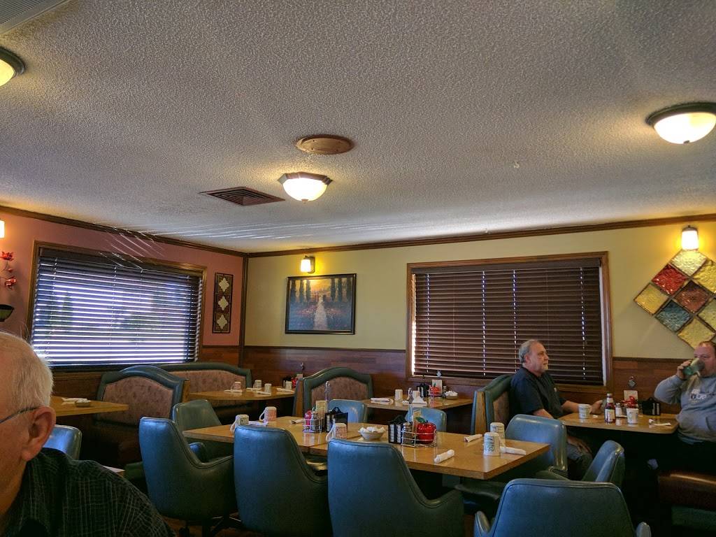 Red Apple | cafe | 1130 Franklin Grove Rd, Dixon, IL 61021, USA | 8152844549 OR +1 815-284-4549