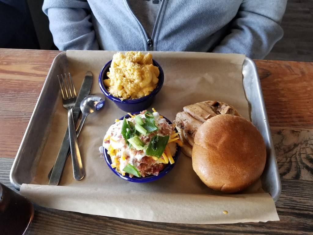 Butcher’s Block BBQ | restaurant | 2235 N Clairemont Ave, Eau Claire, WI 54703, USA | 7155144703 OR +1 715-514-4703