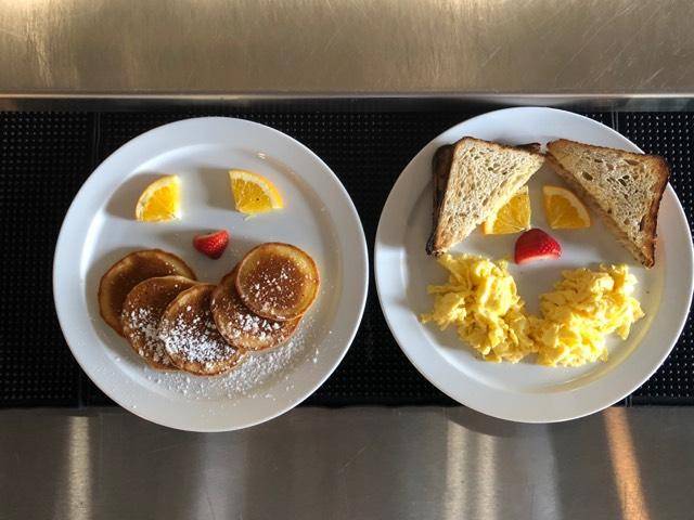 Joes 320 Cafe | restaurant | 320 Spring St, Boston, MA 02132, USA | 6174774559 OR +1 617-477-4559