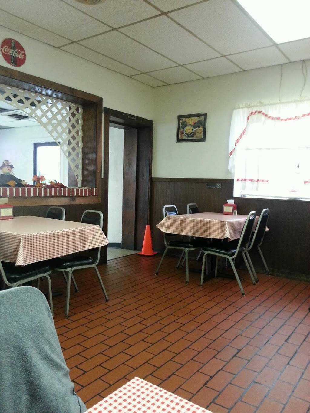 Roses Pizza & Restaurant | restaurant | 701 3rd St, Hanover, PA 17331, USA | 7176322466 OR +1 717-632-2466