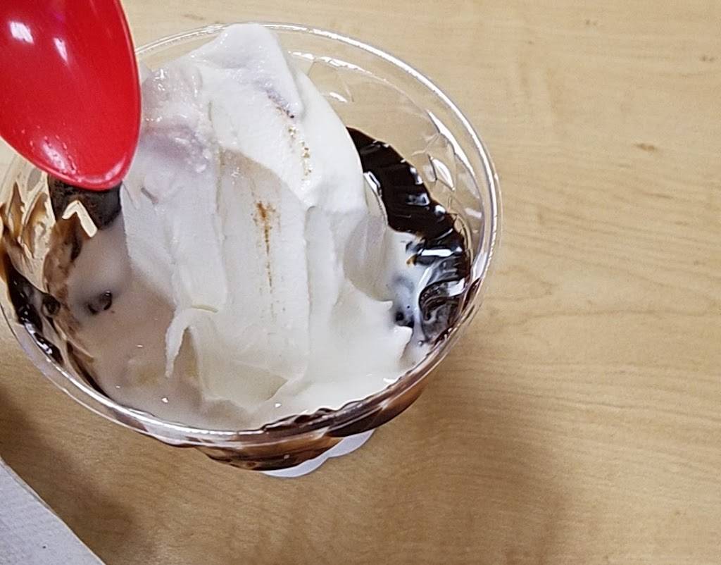 Dairy Queen Grill & Chill | restaurant | 3101 N 66th St N, St. Petersburg, FL 33710, USA | 7273438424 OR +1 727-343-8424