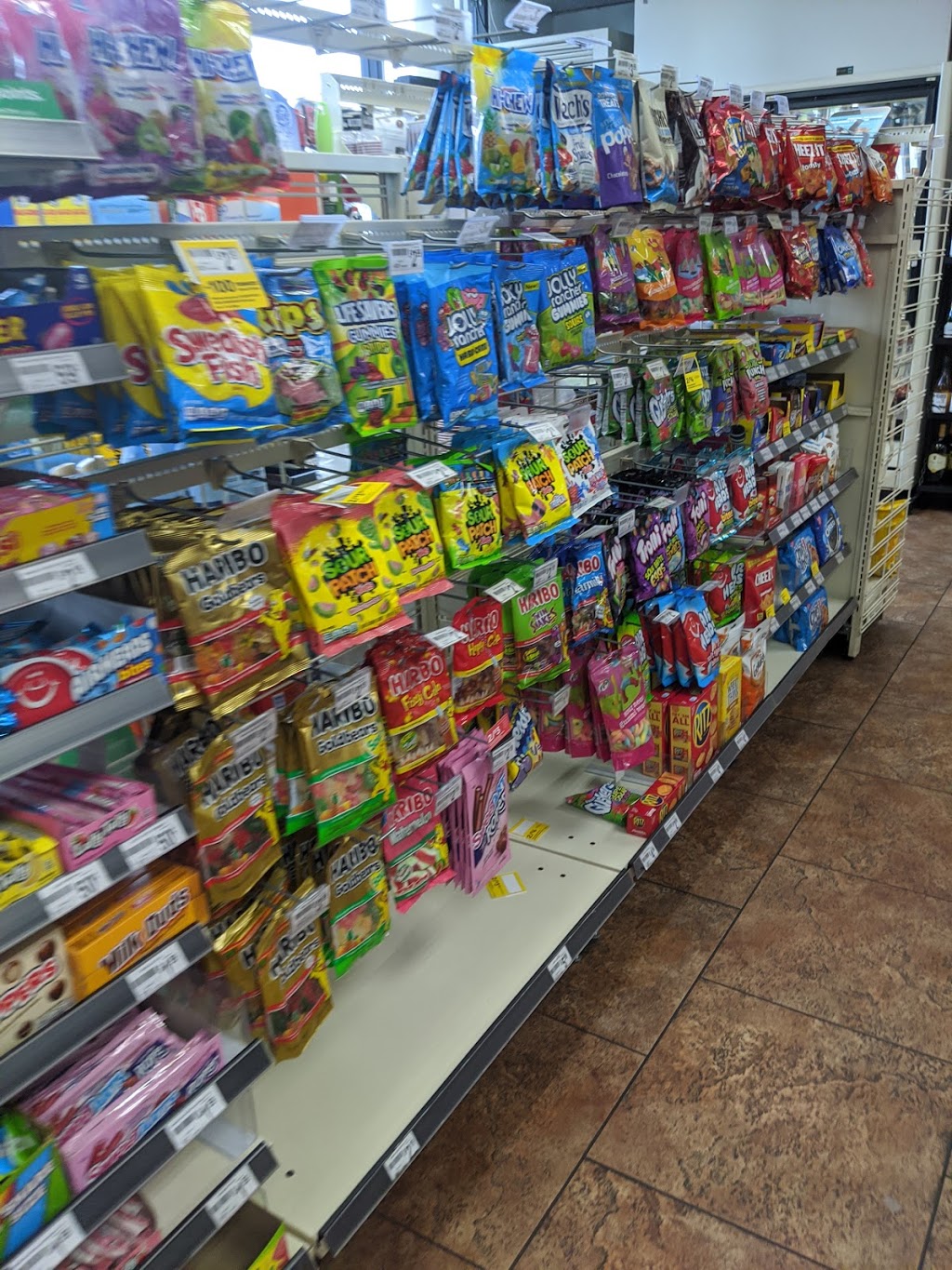 7-Eleven | bakery | 41700 Grimmer Blvd, Fremont, CA 94538, USA | 5109799274 OR +1 510-979-9274