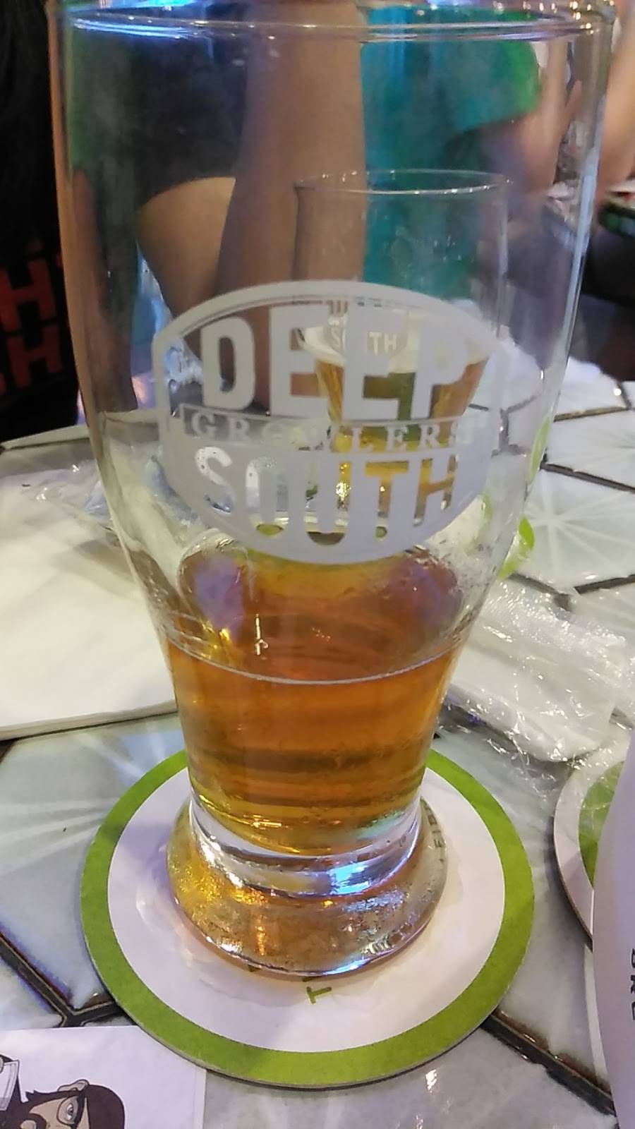 Deep South Growlers | restaurant | 6900 Lenox Village Dr Suite 6, Nashville, TN 37211, USA | 6154019156 OR +1 615-401-9156