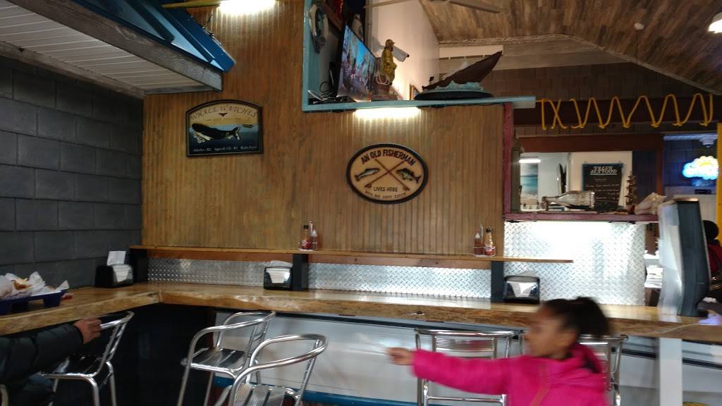 Ankers Fish House | restaurant | 420 Altamont Ave, Schenectady, NY 12303, USA | 5183828842 OR +1 518-382-8842