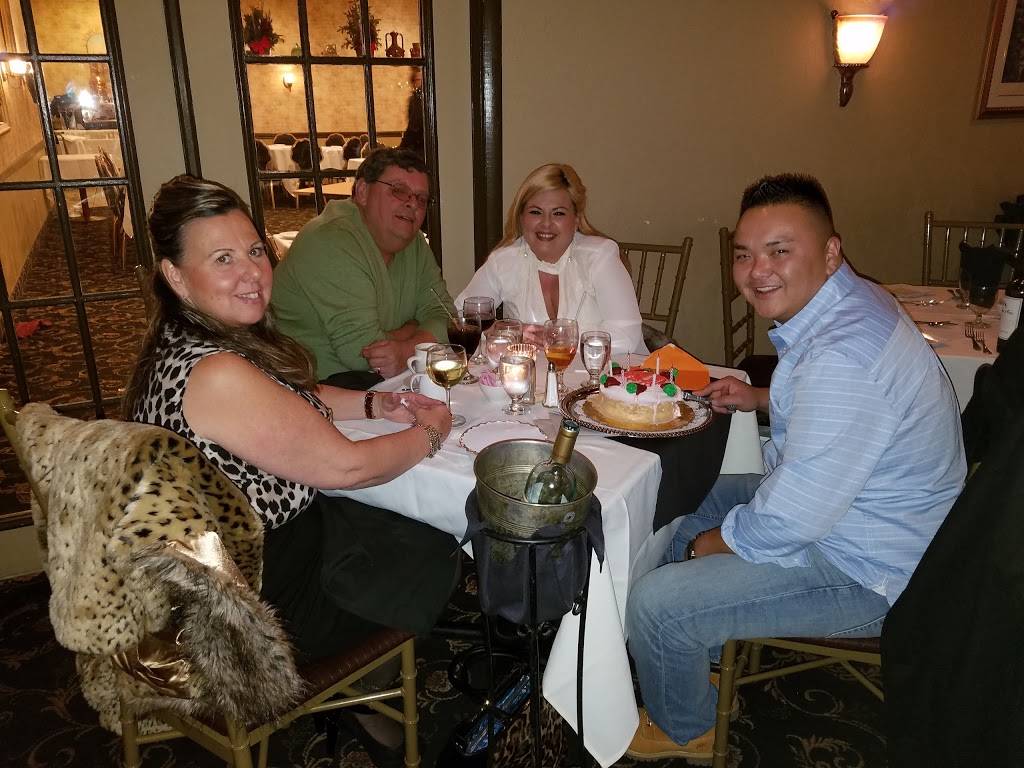 Portofinos Ristorante | restaurant | 5129 Berkshire Valley Rd, Oak Ridge, NJ 07438, USA | 9732081818 OR +1 973-208-1818