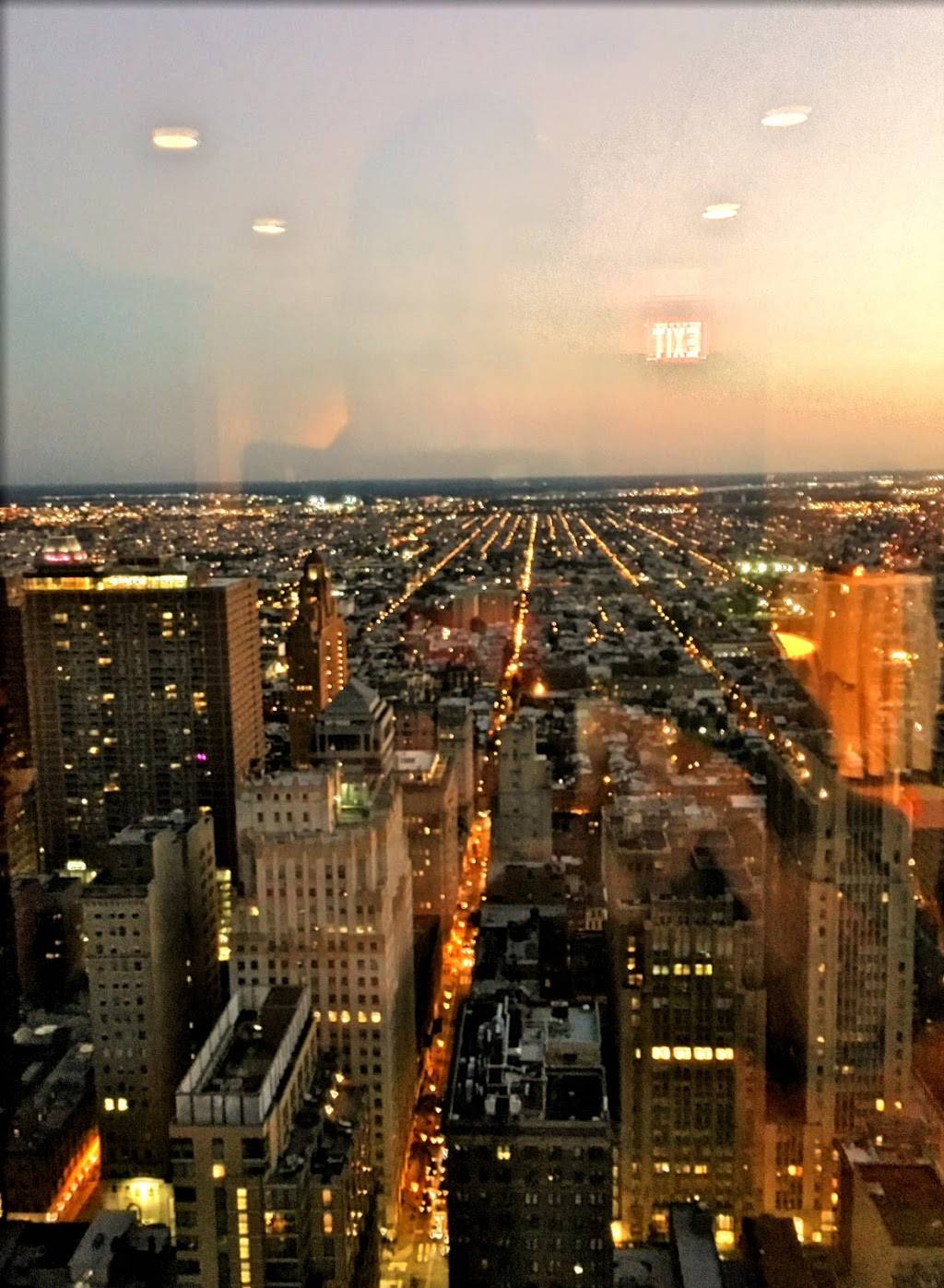 R2L Restaurant | restaurant | 50 S 16th St 37th floor, Philadelphia, PA 19102, USA | 2155645337 OR +1 215-564-5337