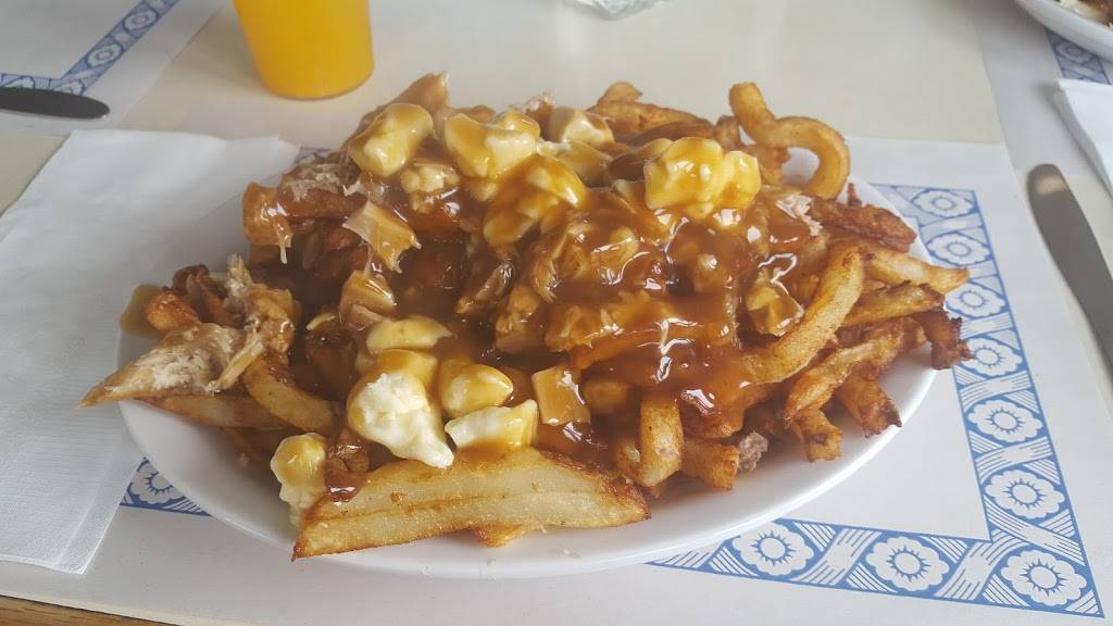 Restaurant Ti-Polo | restaurant | Rt Canada, 100 Hwy 133, Henryville, QC J0J 1E0, Canada | 4502992424 OR +1 450-299-2424