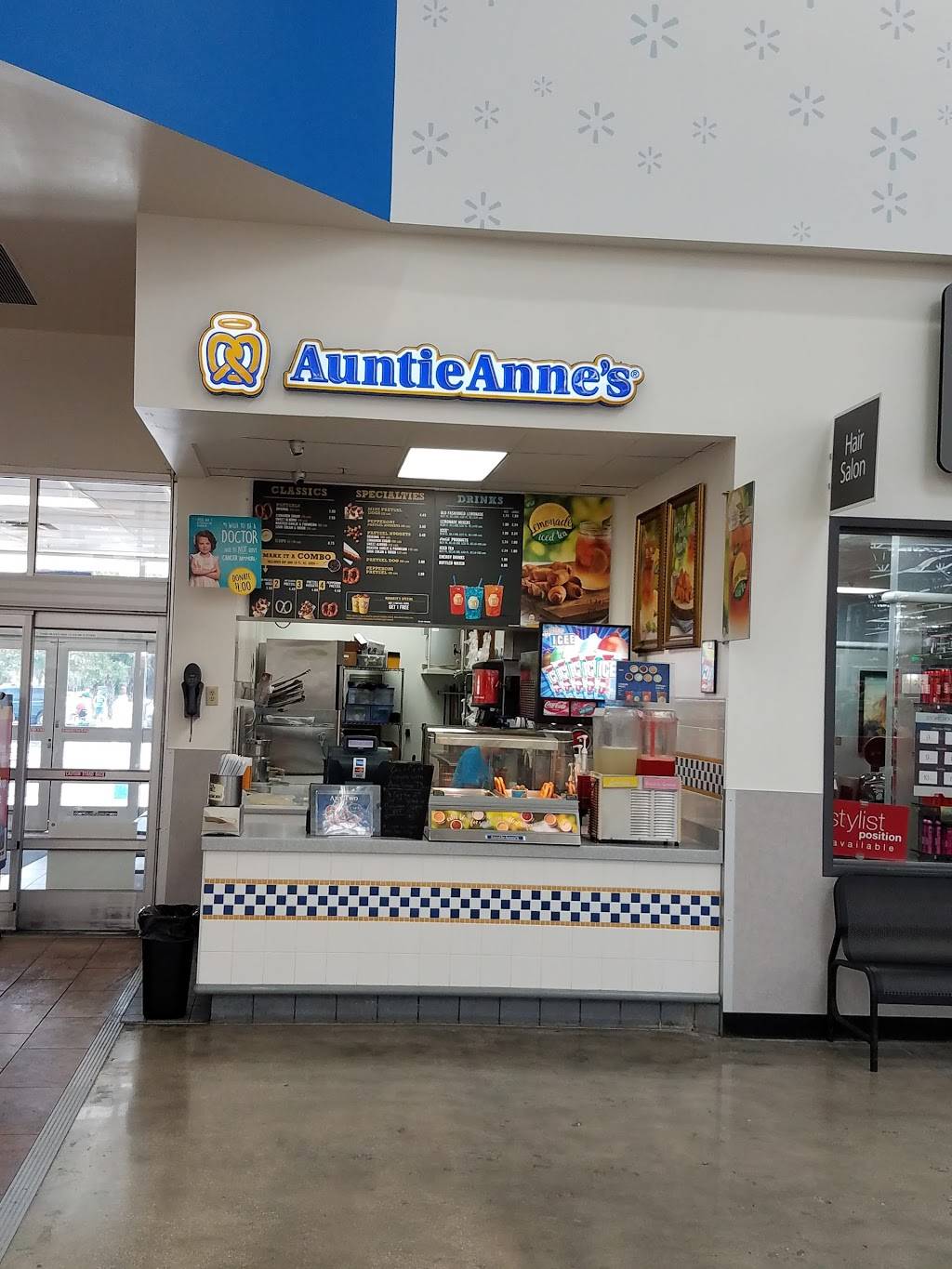 Auntie Annes | restaurant | 19100 Murdock Cir, Port Charlotte, FL 33948, USA | 9416130050 OR +1 941-613-0050