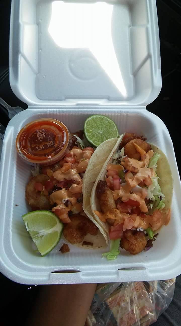 7 Machos Mariscos | restaurant | 12555 Branford St, Pacoima, CA 91331, USA | 8185122051 OR +1 818-512-2051