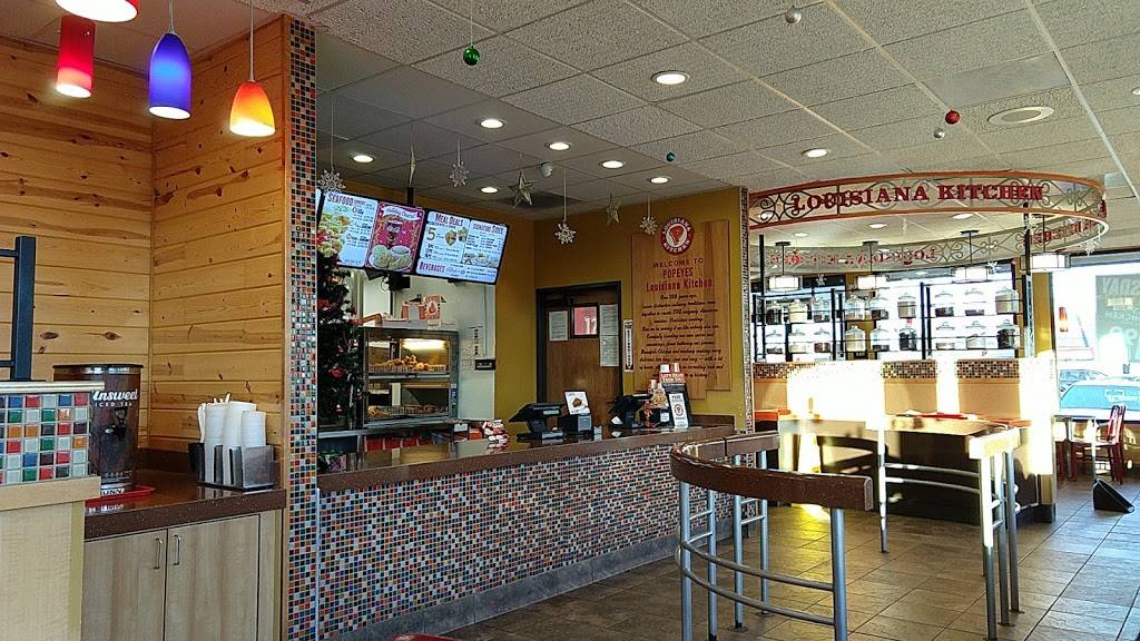 Popeyes Louisiana Kitchen | restaurant | 10153 Rosecrans Ave, Bellflower, CA 90706, USA | 5629201302 OR +1 562-920-1302