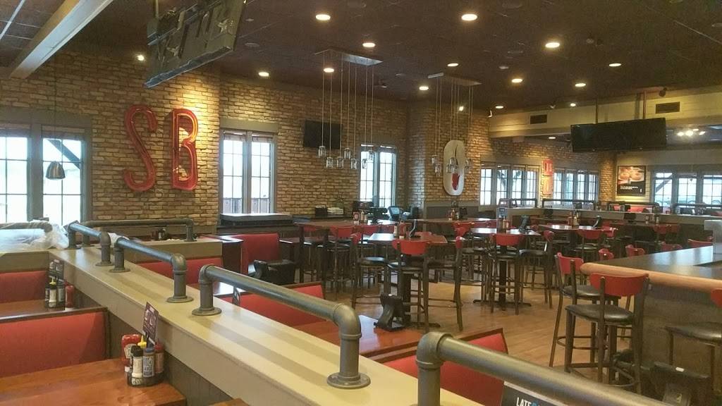 Smokey Bones BBQ & Grill - York | meal takeaway | 1301 Kenneth Rd, York, PA 17404, USA | 7178463760 OR +1 717-846-3760