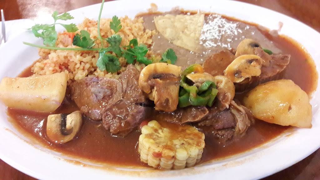 Fonda La Finca | restaurant | José María Velazco 2680, Zona Urbana Rio Tijuana, 22010 Tijuana, B.C., Mexico | 016646342931 OR +52 664 634 2931