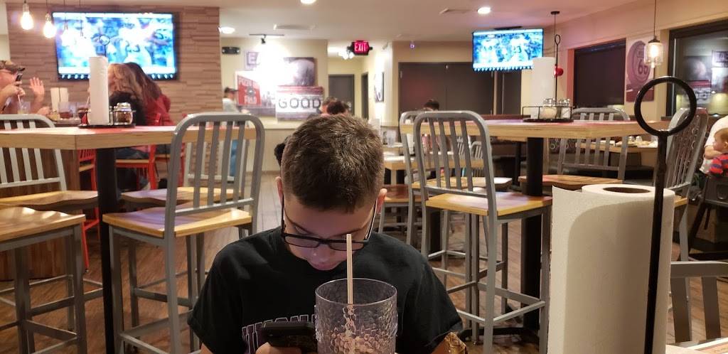 Pizza Hut | meal takeaway | 821 W Wisconsin St, Sparta, WI 54656, USA | 6082692330 OR +1 608-269-2330