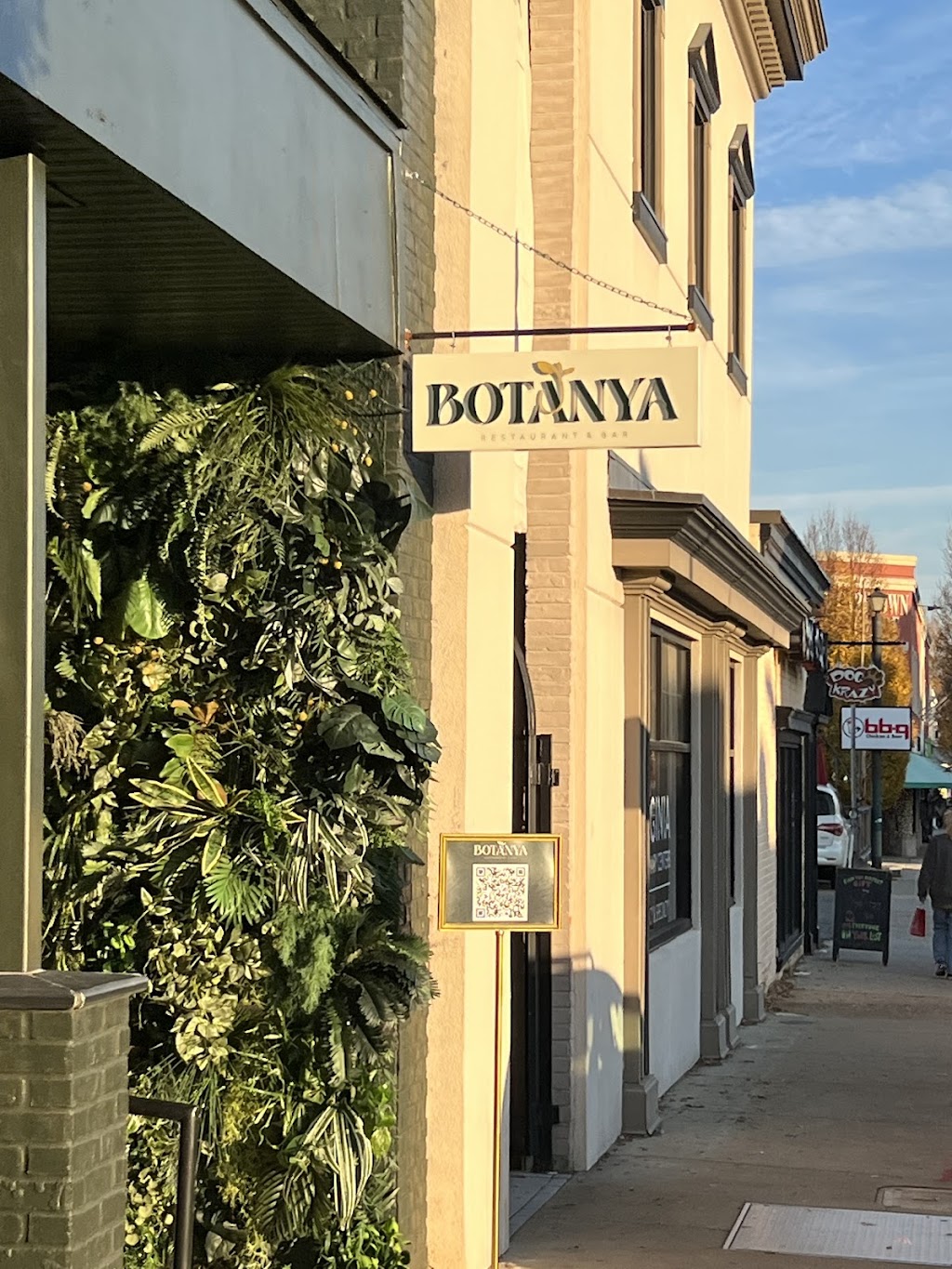 Botanya Restaurant | restaurant | 3314 W Cary St, Richmond, VA 23221, USA | 8043421201 OR +1 804-342-1201
