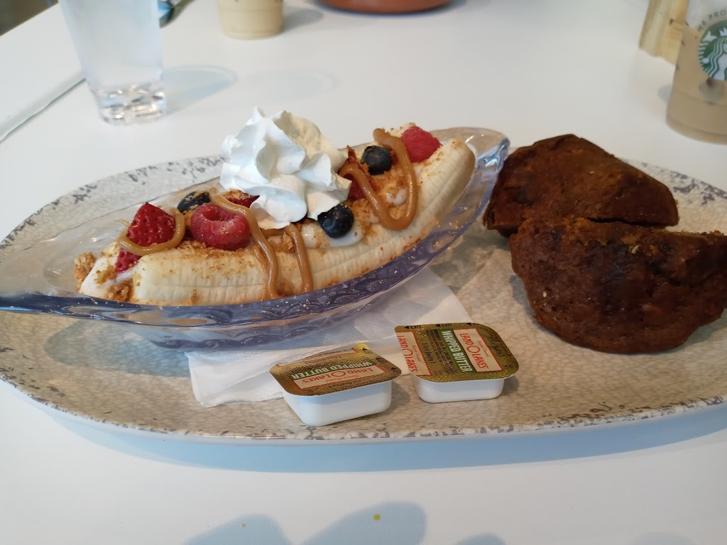 Lulus Kitchen at St. Matthews House | restaurant | 2125 Airport-Pulling Rd S, Naples, FL 34112, USA | 2397745858 OR +1 239-774-5858