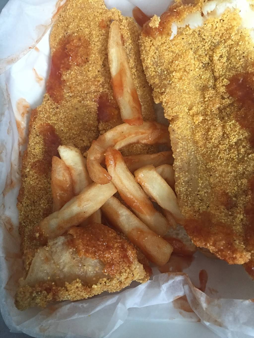 Harolds Chicken Shack | restaurant | 6158 Indianapolis Blvd, Hammond, IN 46320, USA | 2198032885 OR +1 219-803-2885