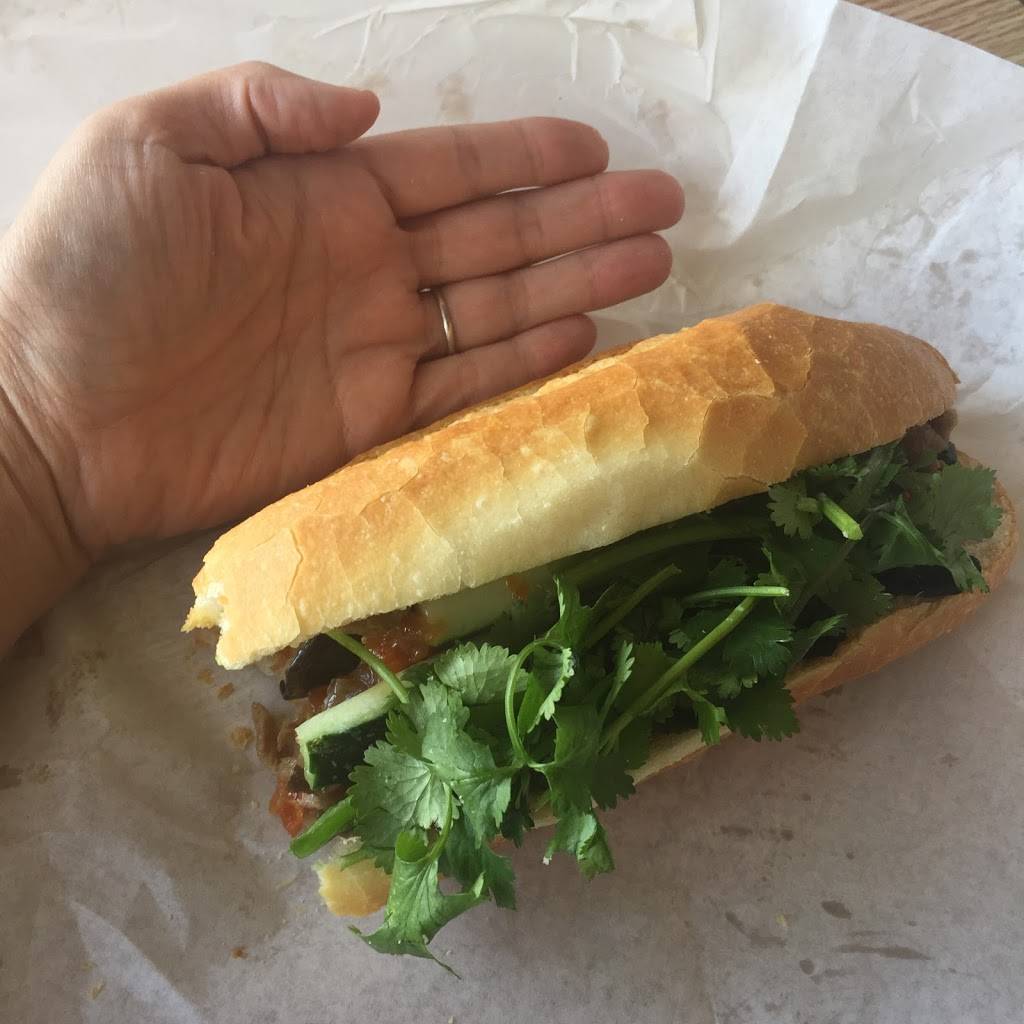 Banh Mi Number 1 | restaurant | 2625 W Pioneer Pkwy #206, Grand Prairie, TX 75051, USA | 9729755159 OR +1 972-975-5159