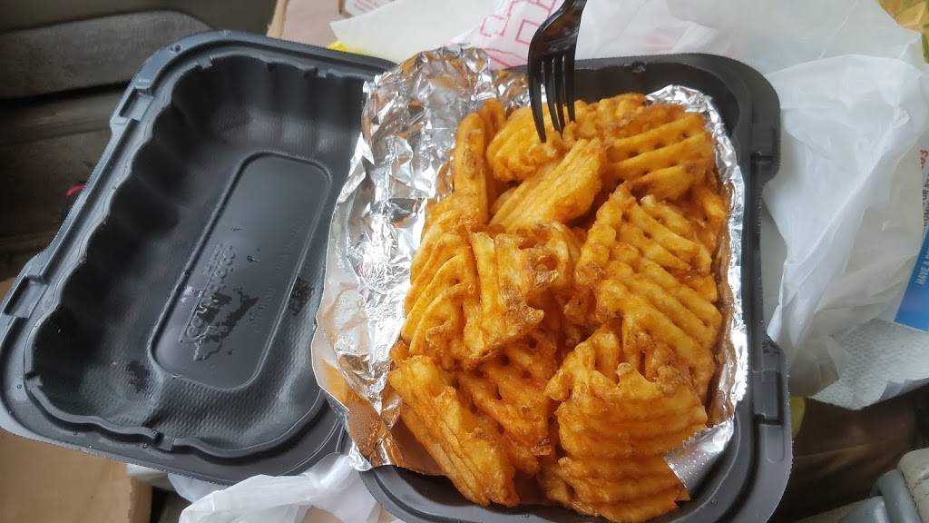 Atomic Wings | restaurant | 1704 Western Ave, Albany, NY 12203, USA | 5183137103 OR +1 518-313-7103