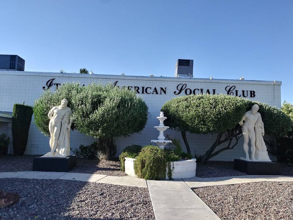 Italian American Club Restaurant | restaurant | 2333 E Sahara Ave, Las Vegas, NV 89104, USA | 7024573866 OR +1 702-457-3866