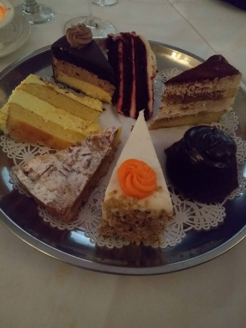 Portofinos Restaurant & Bar | restaurant | 937 State St, New Haven, CT 06511, USA | 2035621414 OR +1 203-562-1414