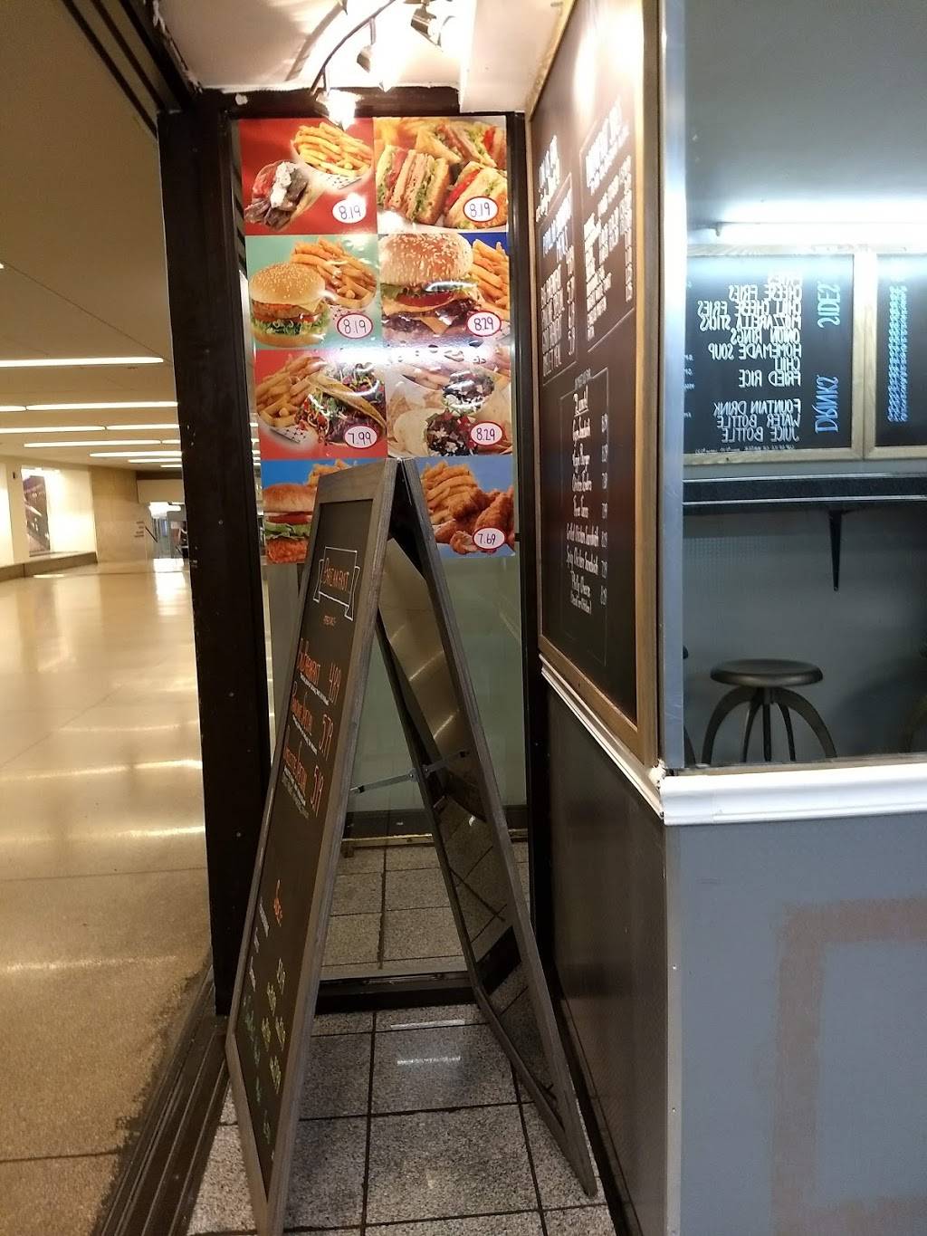 Vista Carry Out | meal takeaway | 233 N Michigan Ave, Chicago, IL 60601, USA | 3125650312 OR +1 312-565-0312