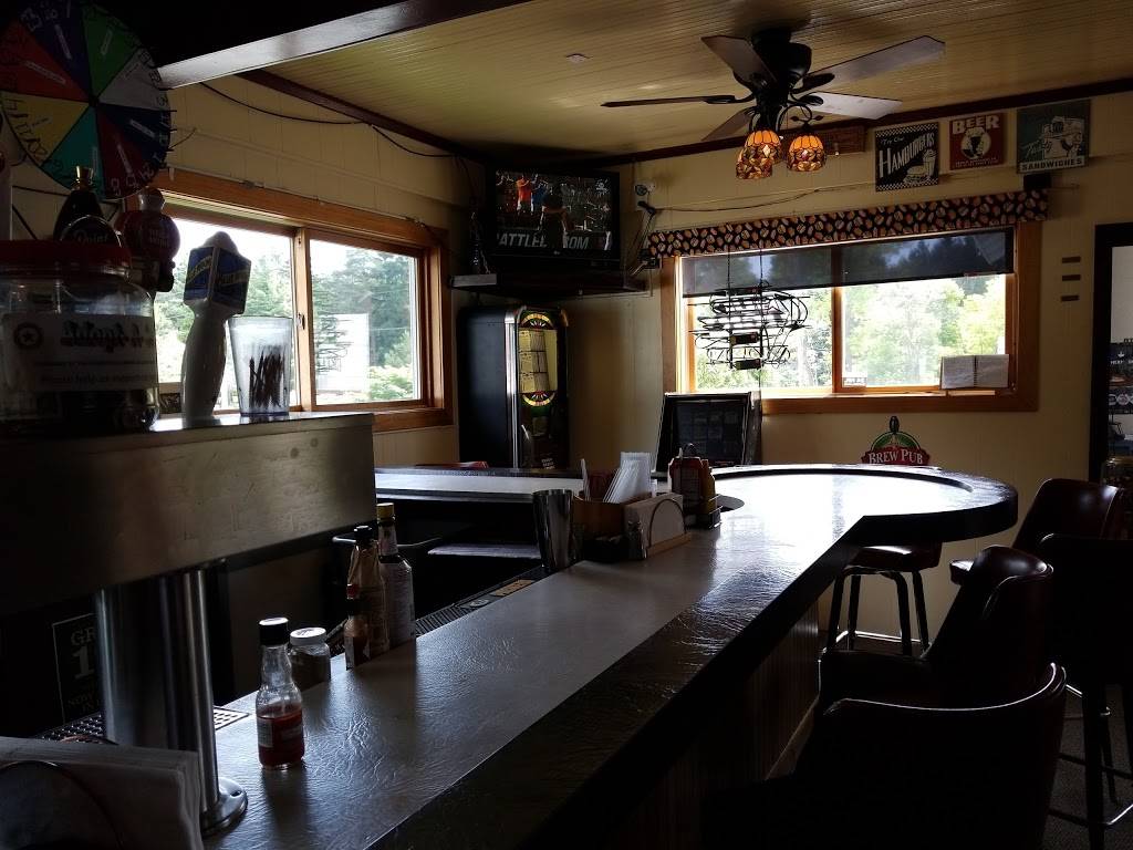 Mikes Port Pub & Grill | restaurant | 6269 WI-57, Sturgeon Bay, WI 54235, USA | 9208232081 OR +1 920-823-2081