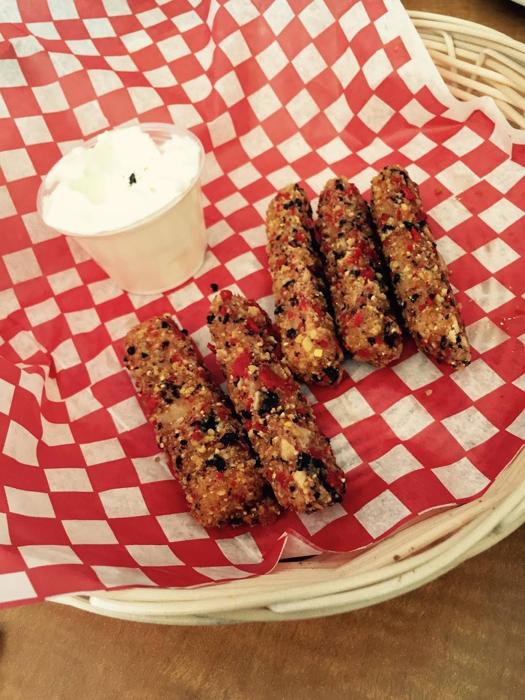 Casa Smoked Meat | restaurant | 2520 Route des Rivières, Saint-Rédempteur, QC G6K 1C9, Canada | 4184969966 OR +1 418-496-9966