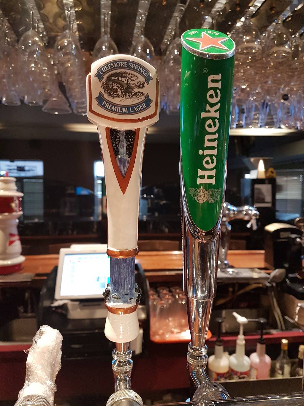 Tapps | restaurant | 5630 Finch Ave E, Scarborough, ON M1B 1T1, Canada | 4162994663 OR +1 416-299-4663