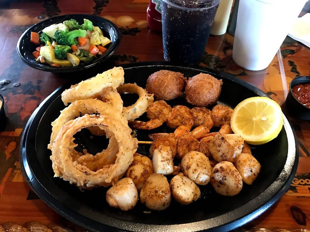 Mudcat Charlies | restaurant | 250 Ricefield Way, Brunswick, GA 31525, USA | 9122610055 OR +1 912-261-0055