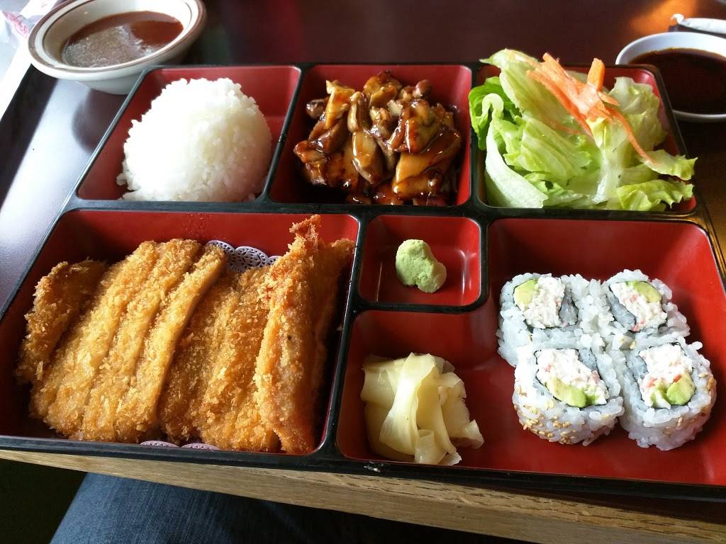 Sushi Roll Roll Roll | restaurant | 1630 Duvall Ave NE #G, Renton, WA 98059, USA | 4252280371 OR +1 425-228-0371