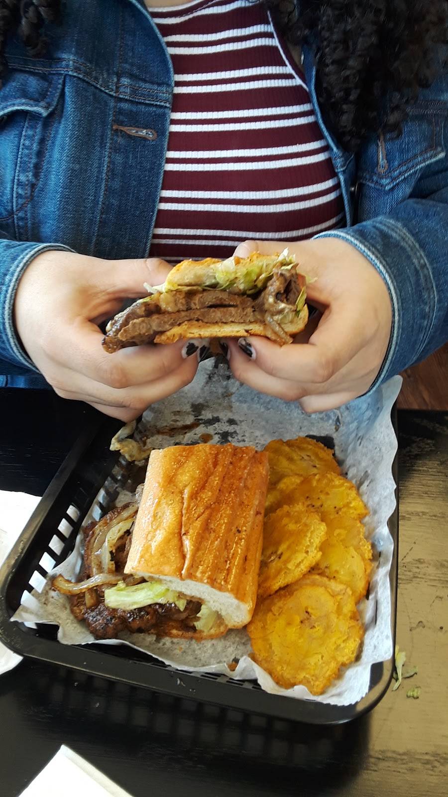 Taste of Havana Cafe | restaurant | 6300 W 79th St, Burbank, IL 60459, USA | 7085997333 OR +1 708-599-7333