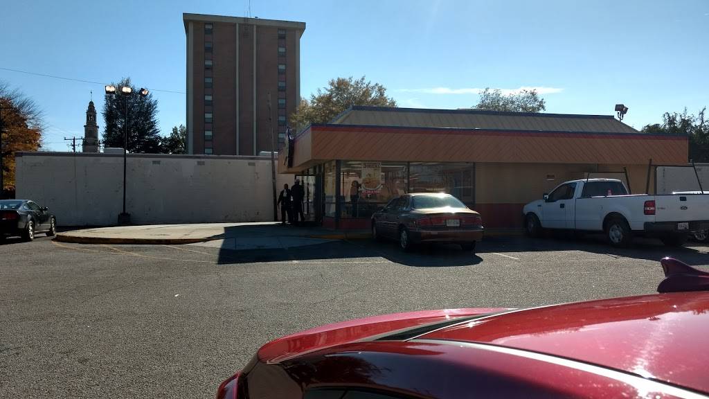 Churchs Chicken | restaurant | 108 S Sycamore St, Petersburg, VA 23803, USA | 8047327333 OR +1 804-732-7333