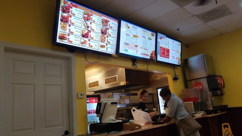 Americas Deli | restaurant | 8408, 831 Hamilton Crossing, Antioch, TN 37013, USA | 6157306038 OR +1 615-730-6038