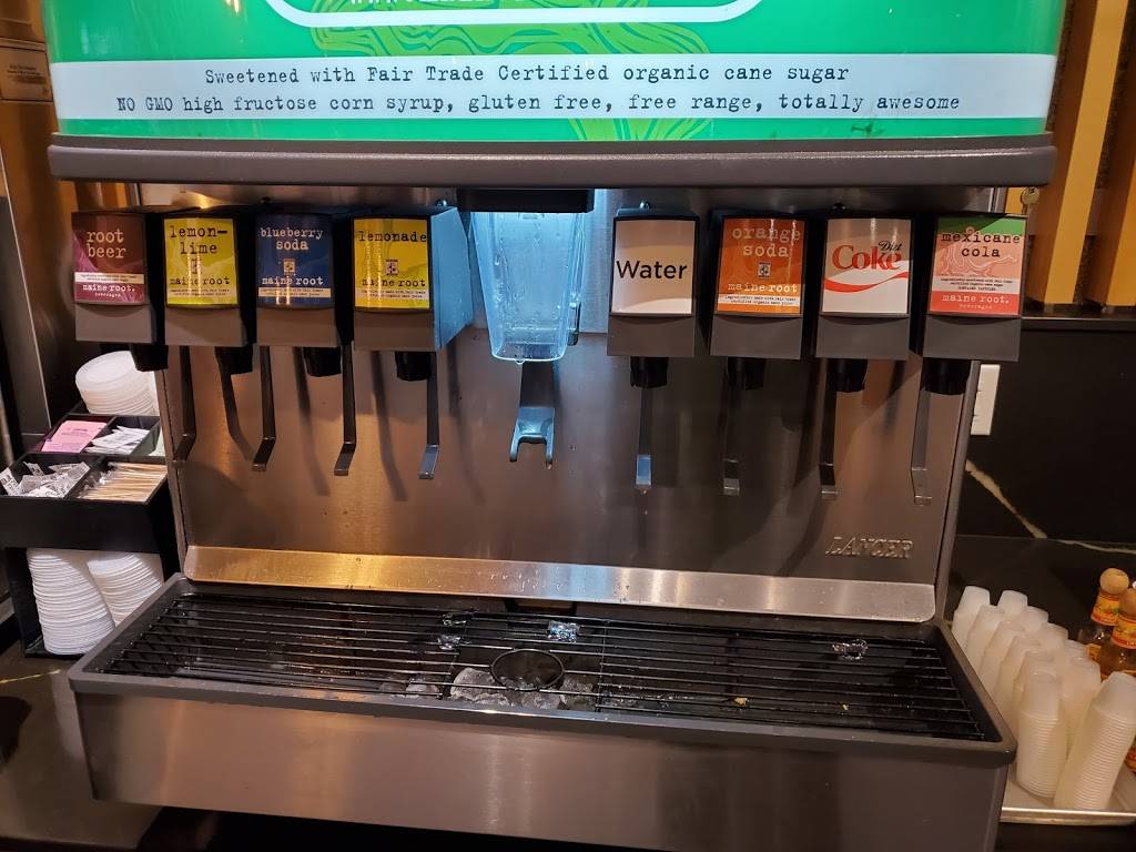 Graze Premium Burgers | restaurant | 5635 E Broadway Blvd, Tucson, AZ 85711, USA | 5203472159 OR +1 520-347-2159